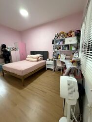 Tembeling Road (D15), Terrace #519515681
